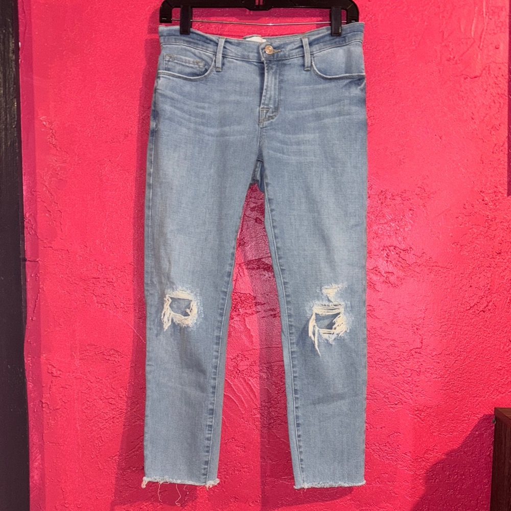 Frame Denim Light Blue Distressed Le Garçon crop. Sz 25